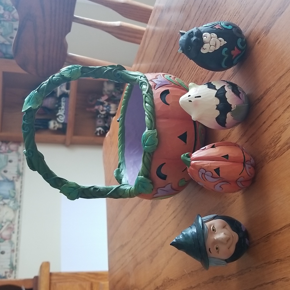 Jim Shore Halloween basket AUTOGRAPHED - Picture 7 of 12
